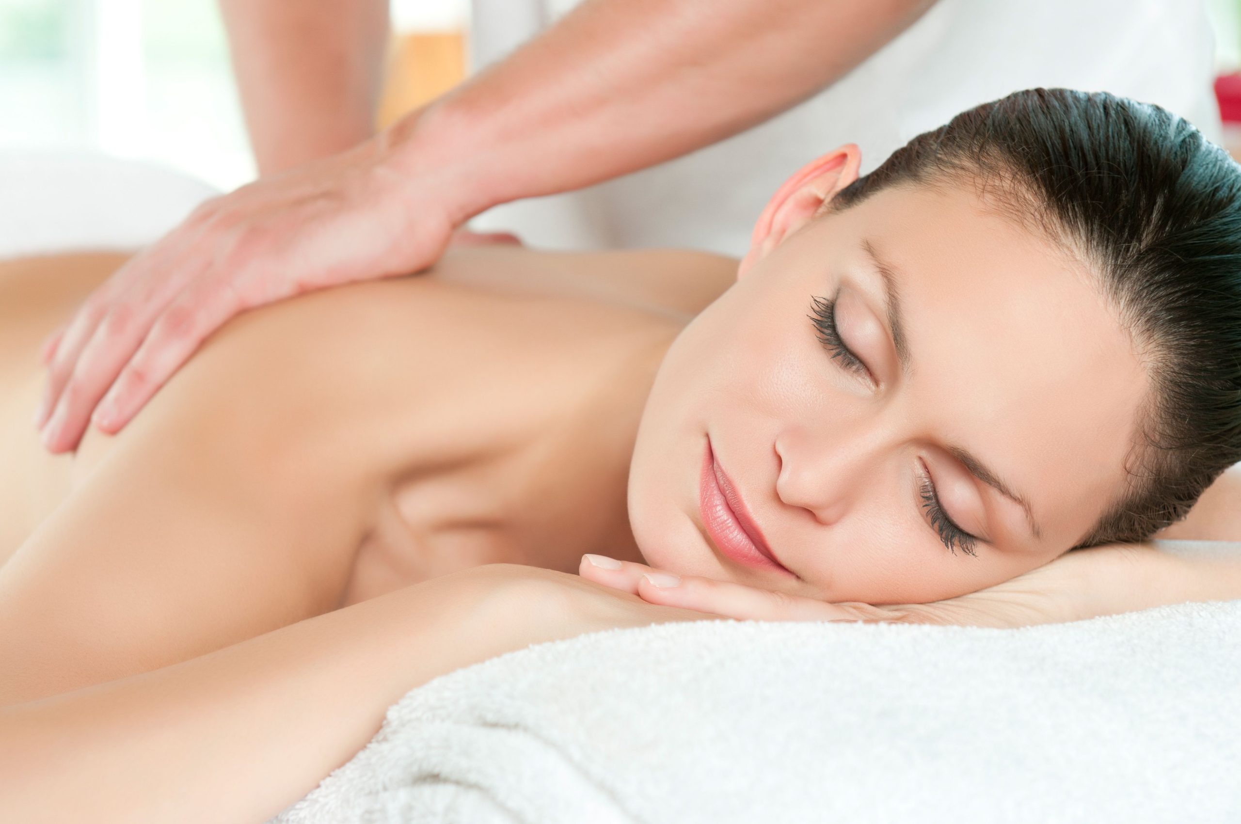 Relaxation Massage Therapist Near Everett, WA